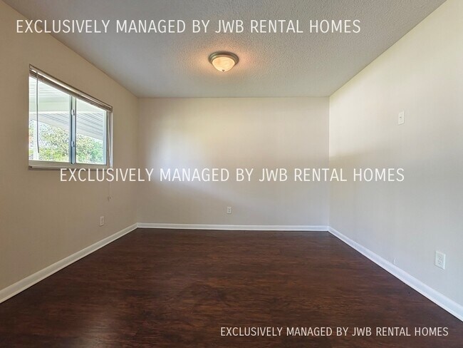 Building Photo - 6531 Kinlock Dr