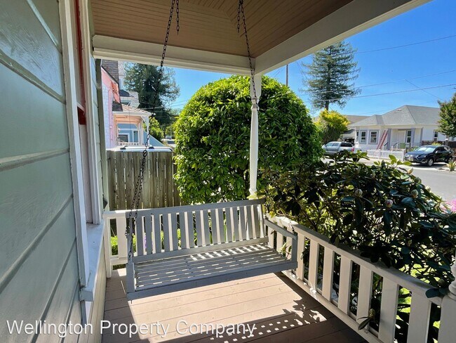 Foto del edificio - 3 br, 2 bath House - 1625 B Street