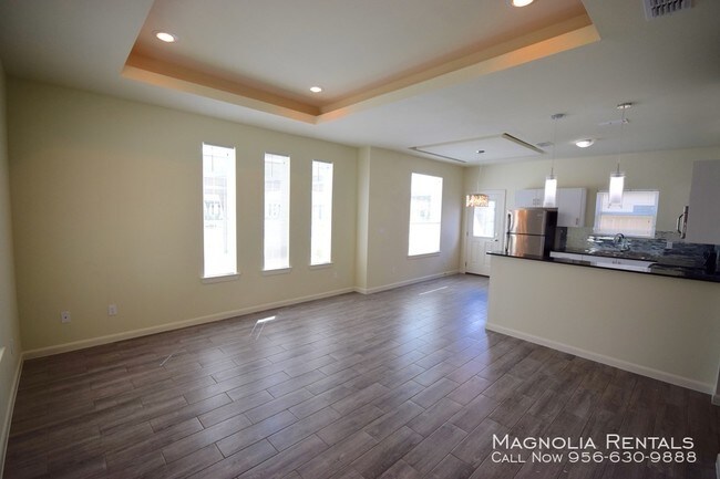 Building Photo - Medical Ridge Apartments