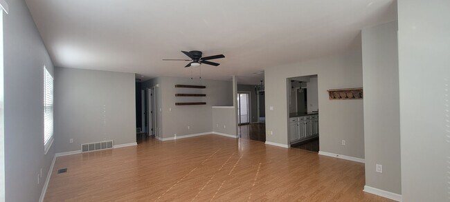 Foto del edificio - 2213 Twinflower W