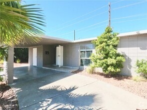 Building Photo - 1986 E Del Mar Ave