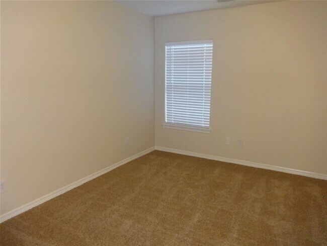 Foto del edificio - 4719 Brazos Point Ln