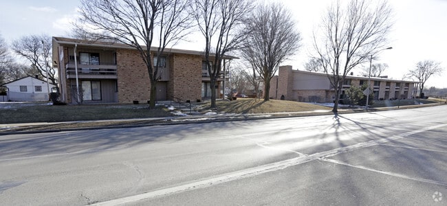 Building Photo - 5506 N 76th St