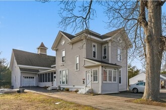 Building Photo - 156 N Broadway