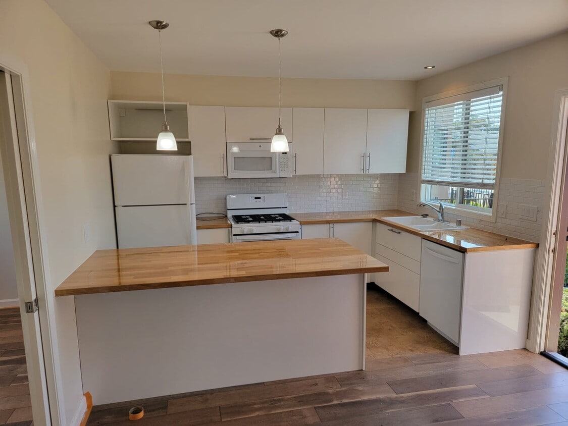 Photo - 5334 Cedar Ave (Long Beach, CA)