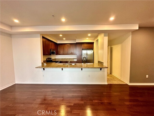 Foto del edificio - 629 Traction Ave