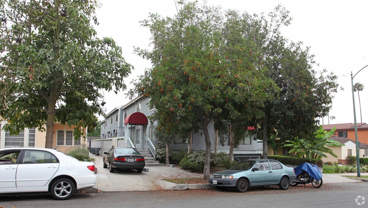 Primary Photo - 1158 Rosedale Ave