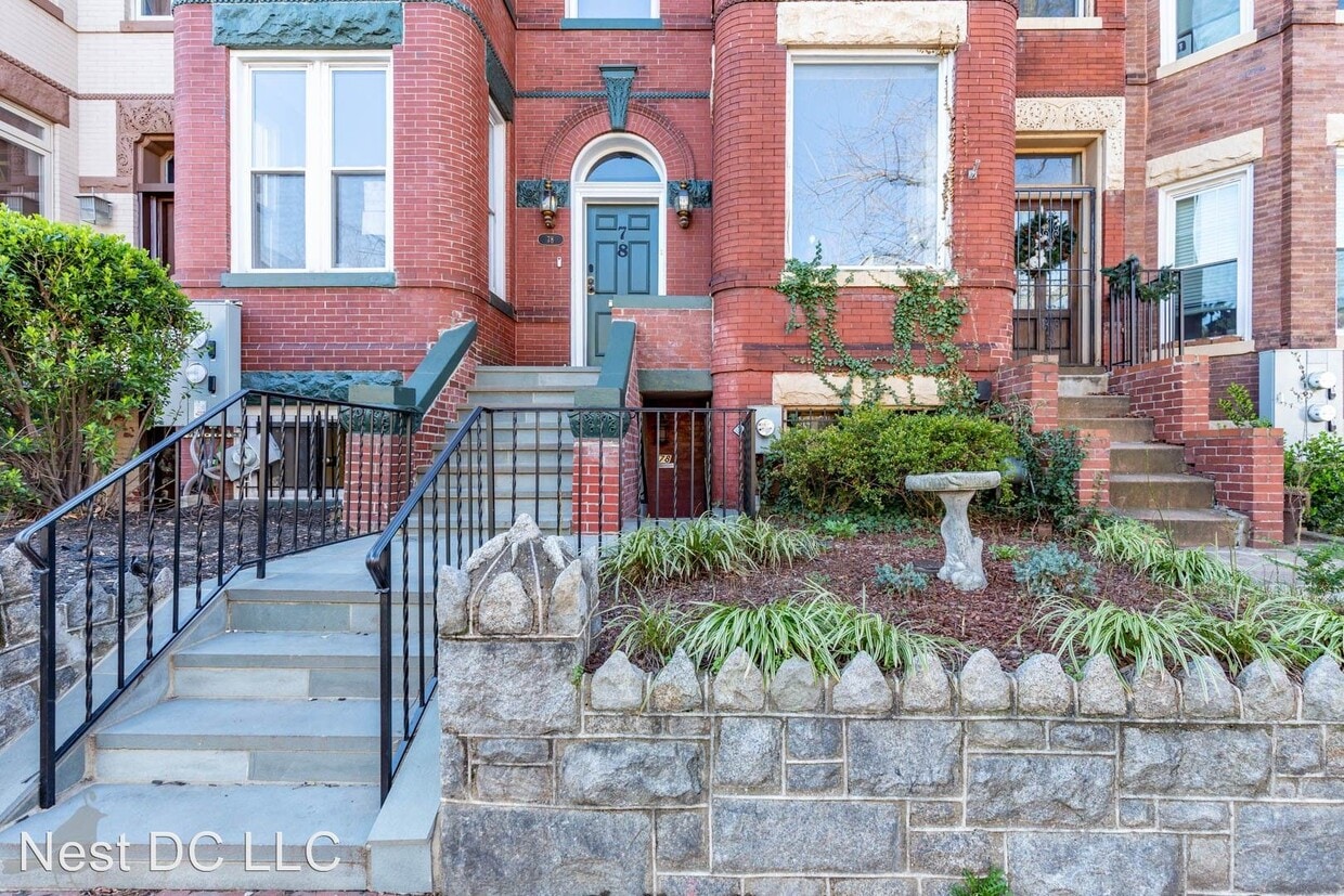 Primary Photo - 2 br, 1 bath House - 78 R St NW Unit B