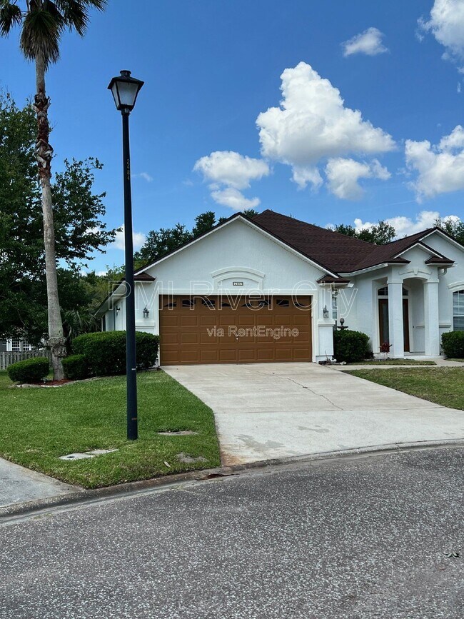 Foto del edificio - 2480 Ridge Will Dr