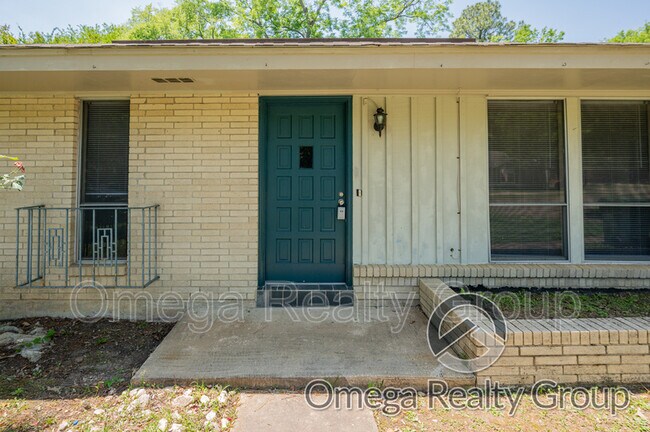 Foto del edificio - 3180 Fernway Dr