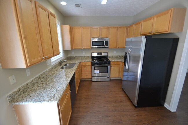 Building Photo - 221 Diamond Valley Pass