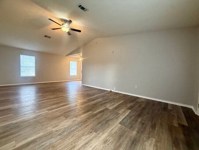 Foto del edificio - 13907 Rockinghorse Ln