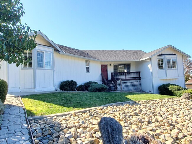 Foto del edificio - 13011 Sylva Ln