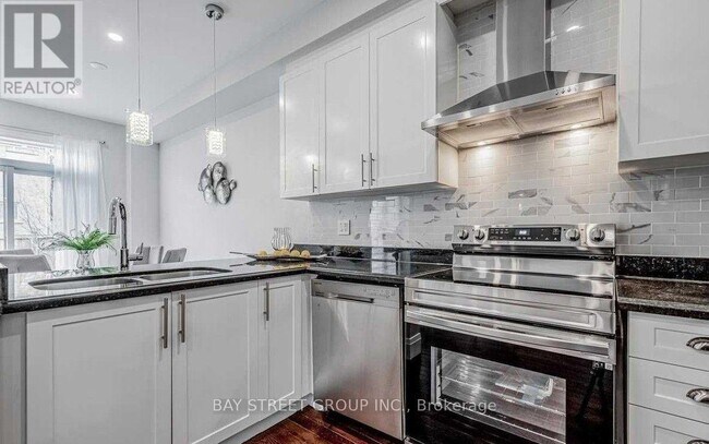 Building Photo - 2096 Fiddlers Way