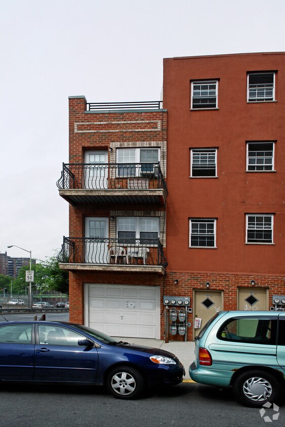 1001 Ward Ave, Bronx, NY 10472 Apartments in Bronx, NY