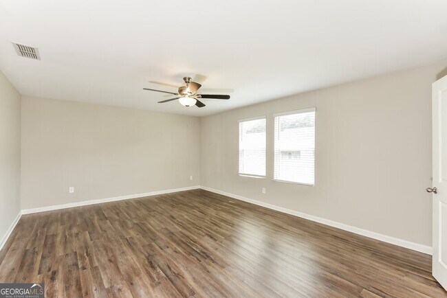 Foto del edificio - 3765 Newbury Pl Dr
