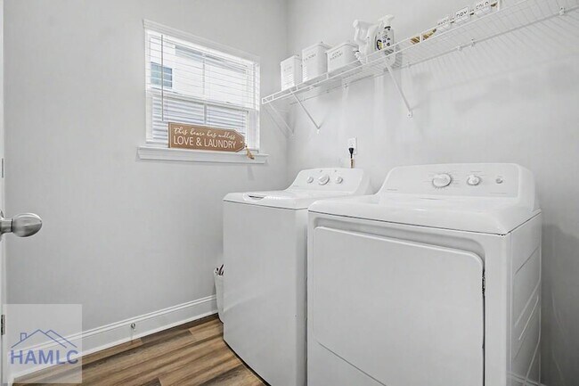 Foto del edificio - 1309 Grayson Ave