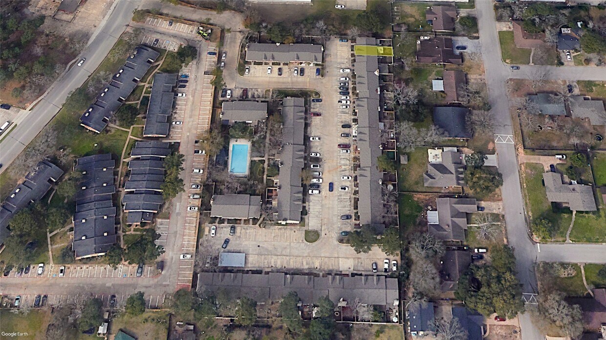 Primary Photo - 2030 Plantation Dr