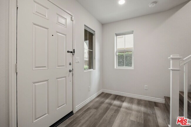 Building Photo - 14122 Willow Ln