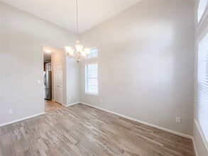 Building Photo - 6227 Carnaby Ln