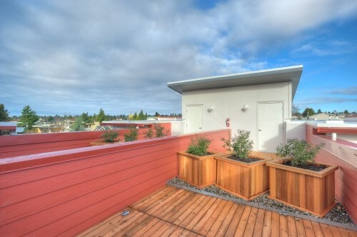 Building Photo - 1715 Apartments - Room for rent