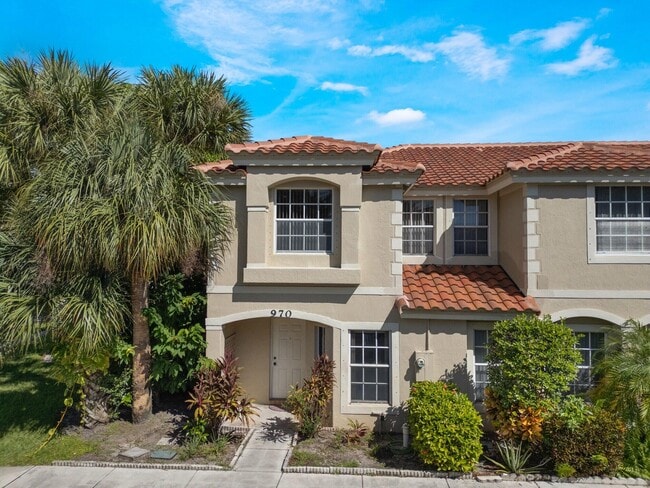 Foto del edificio - 970 Summit Lake Dr