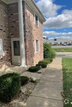 Building Photo - 131 Berwick Dr