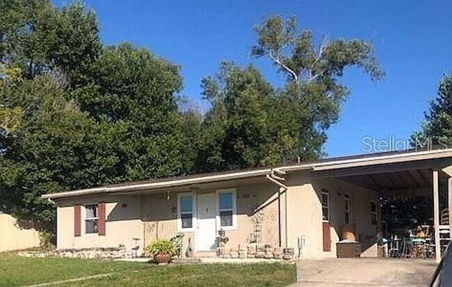 Foto del edificio - 3 Bed 1 Bath Home | Pet Friendly | Washer Dryer Hook Ups | Section 8 Welcome