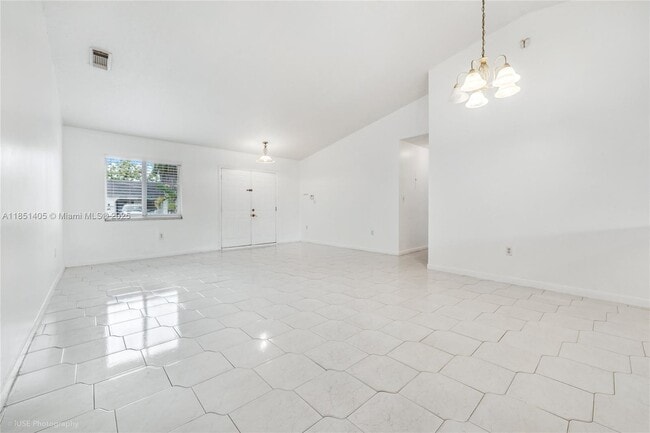 Foto del edificio - 17188 SW 144th Pl