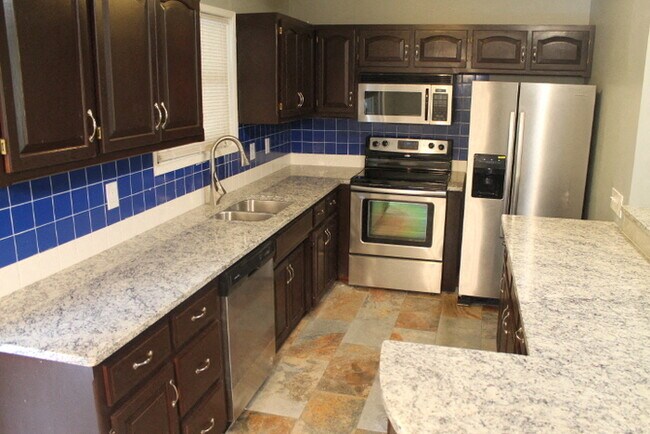 Foto del edificio - 5013 NW Woody Creek Ln