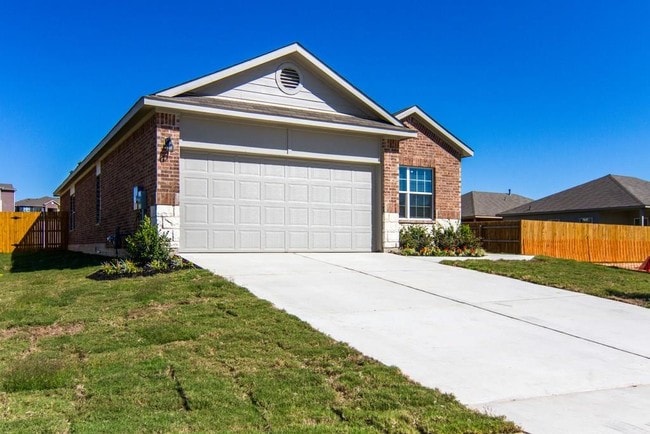 Building Photo - 605 Brashear Ln