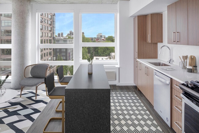 Building Photo - Gossamer