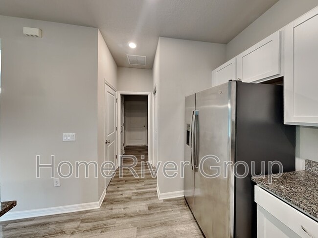 Foto del edificio - 18407 Kerrville Cir