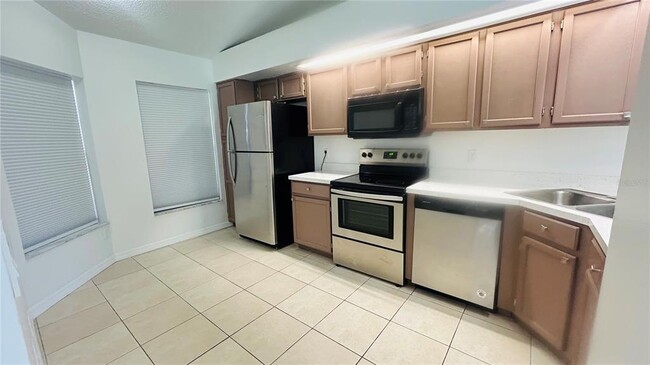 Foto del edificio - 12121 Augusta Woods Cir