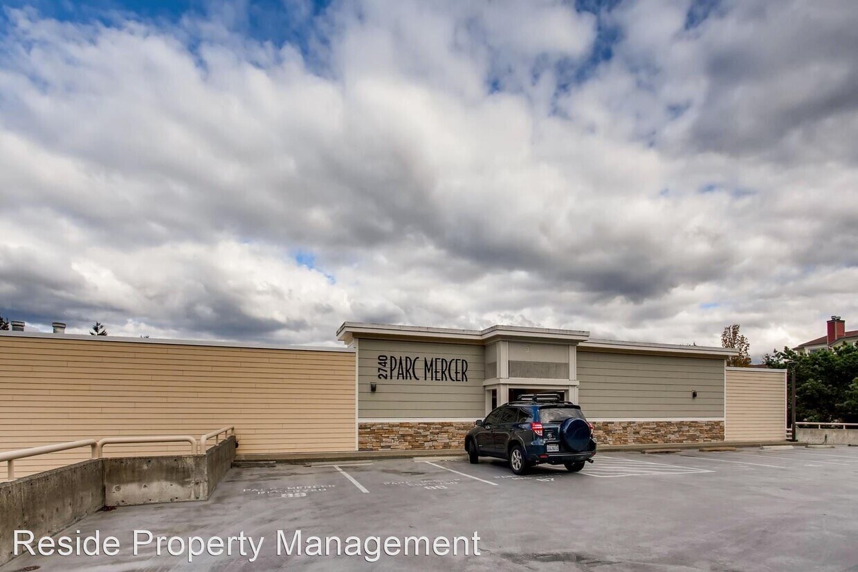 Foto principal - 2 br, 2 bath House - 2740 76th AVE SE #106