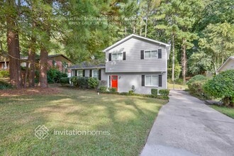 Building Photo - 2132 Rosewood Rd