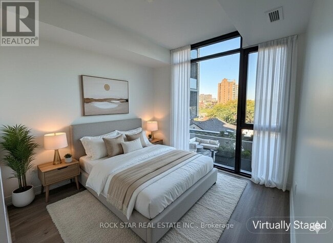 Building Photo - 3009 Novar Rd