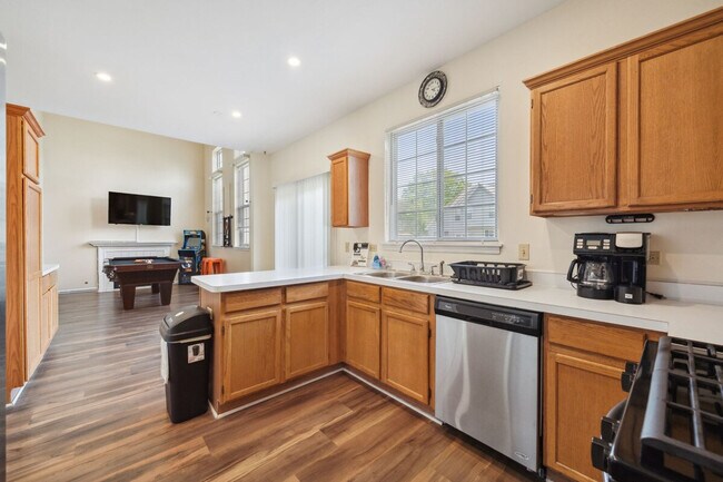 Foto del edificio - 1915 Carrier Cir