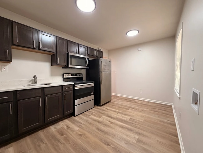 Photo - 1329 Watts Rd Apartment