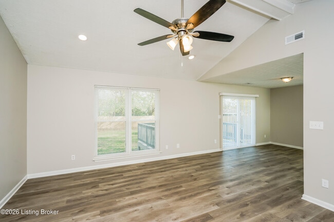 Building Photo - 7401 Hassock Dr