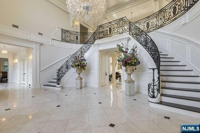 Foto del edificio - 51 Chestnut Ridge Rd