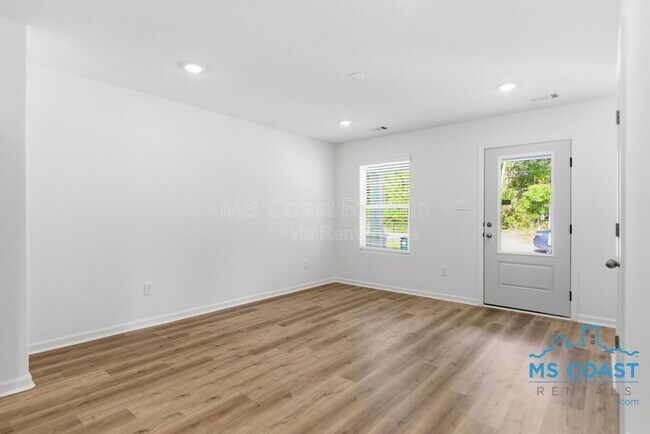 Foto del edificio - 13459 Gorman St