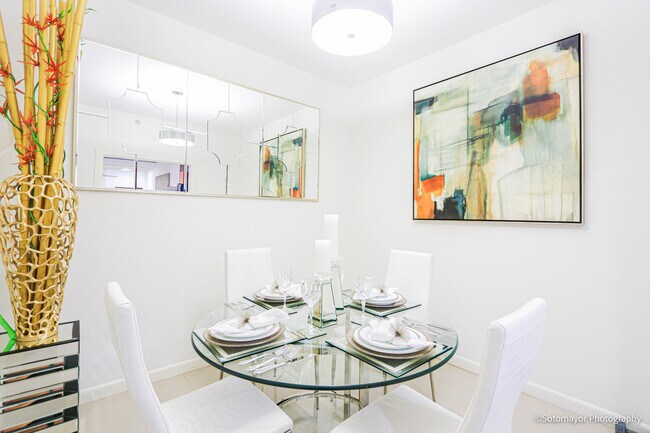 Foto del edificio - 1413 Keeton Ave