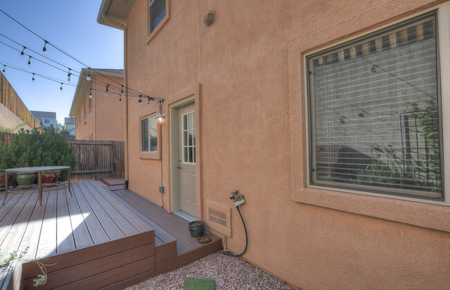 Building Photo - 3755 Scott Ln