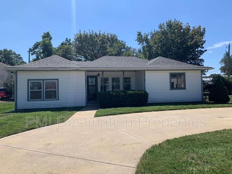 32555 W 83rd St, De Soto, KS 66018 House Rental in De Soto, KS