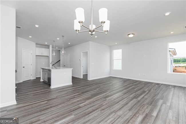 Building Photo - 3069 Cambridge Ml St