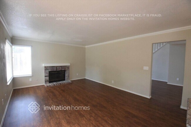 Foto del edificio - 418 Stoneybrook Ln