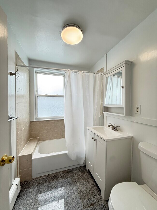 Foto del edificio - 6 Bowdoin Park