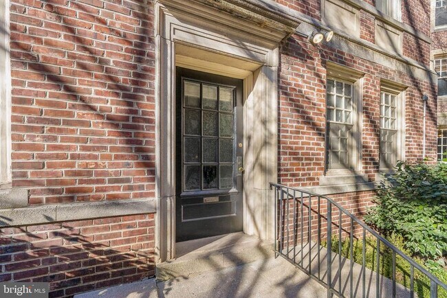 Foto del edificio - 4625 Pine St