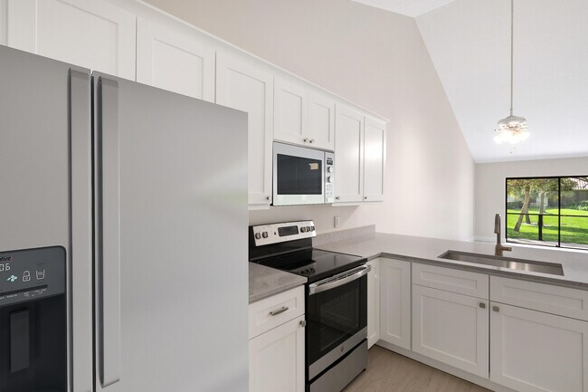 Building Photo - 418  Buttonwood Place B03 Boca Raton Fl 33431